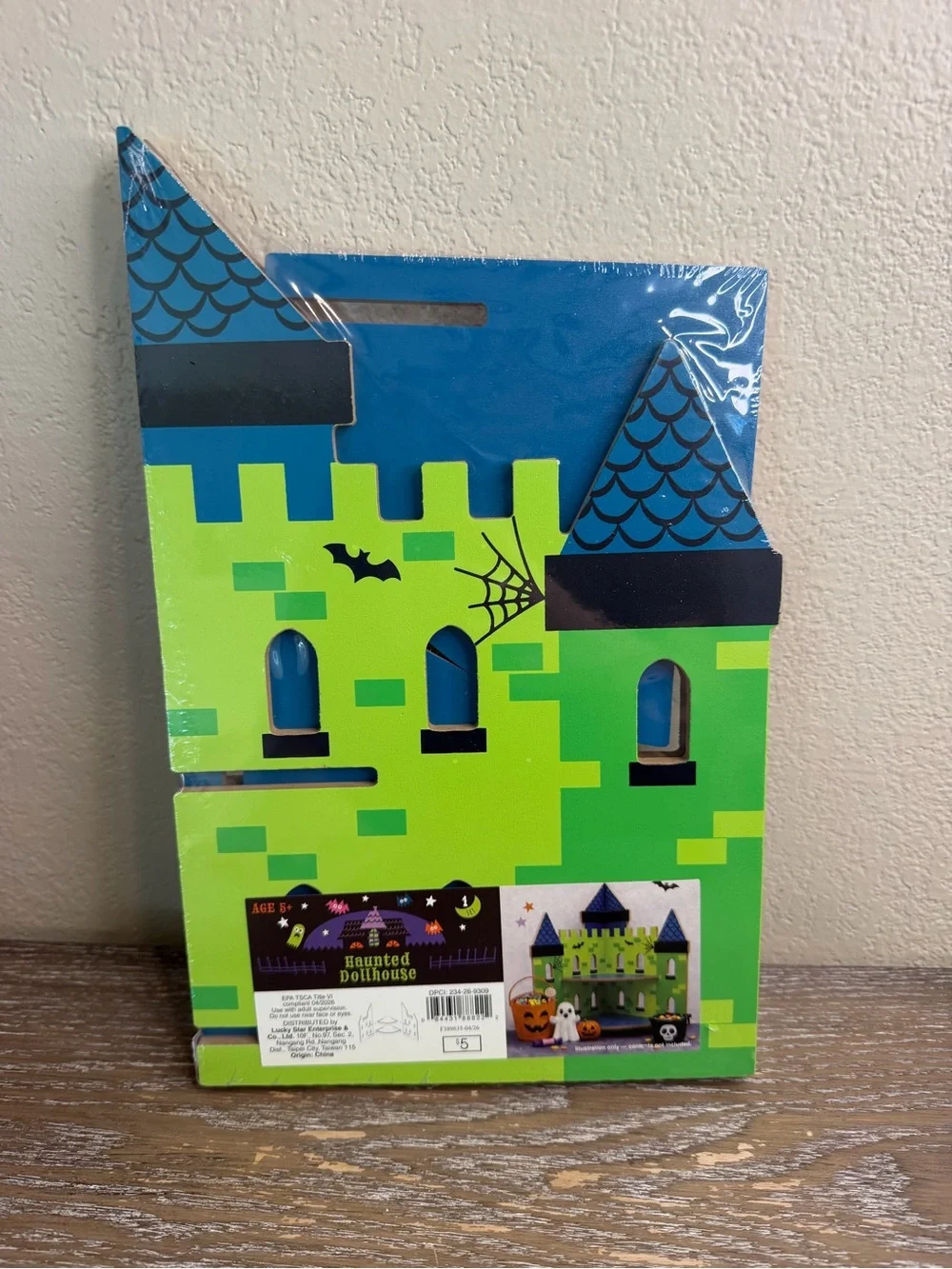 New Target Bullseye Playground Halloween Corner Dollhouse